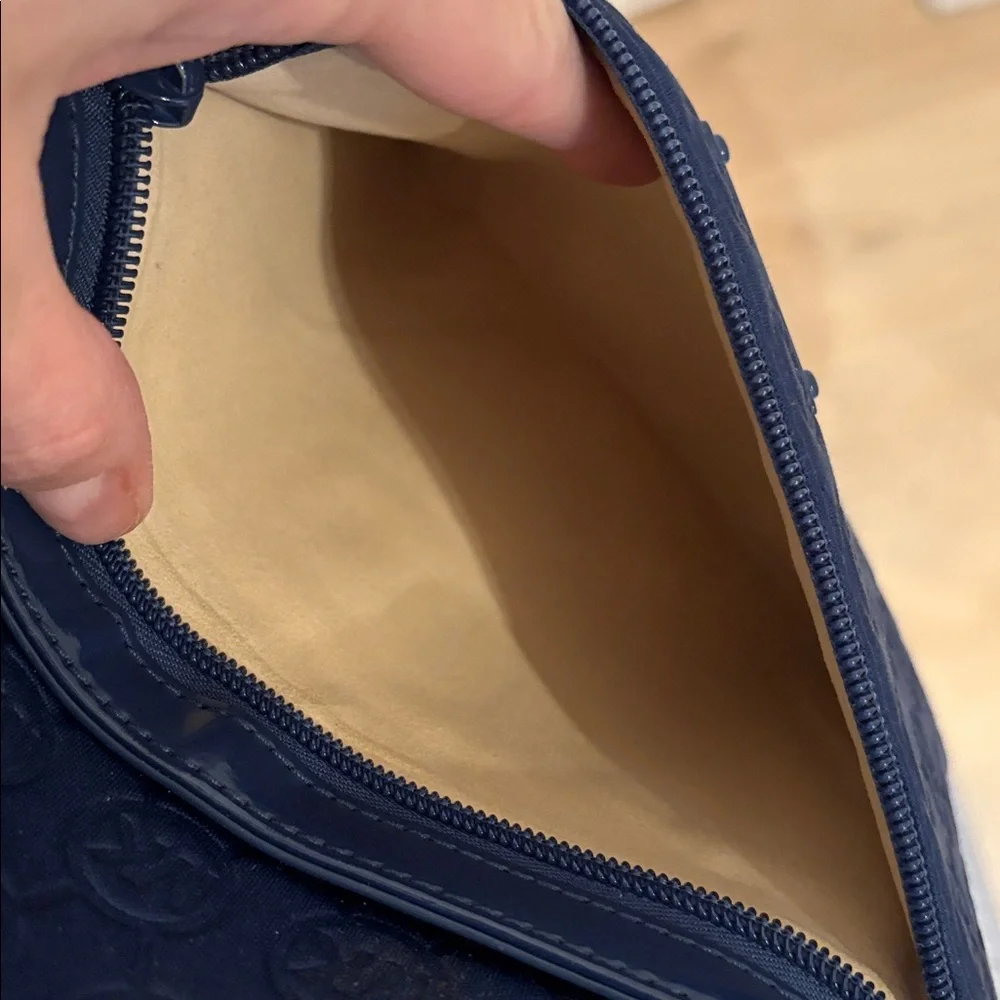 Michael Kors Dark Blue Messenger Bag‎ crossbody purse